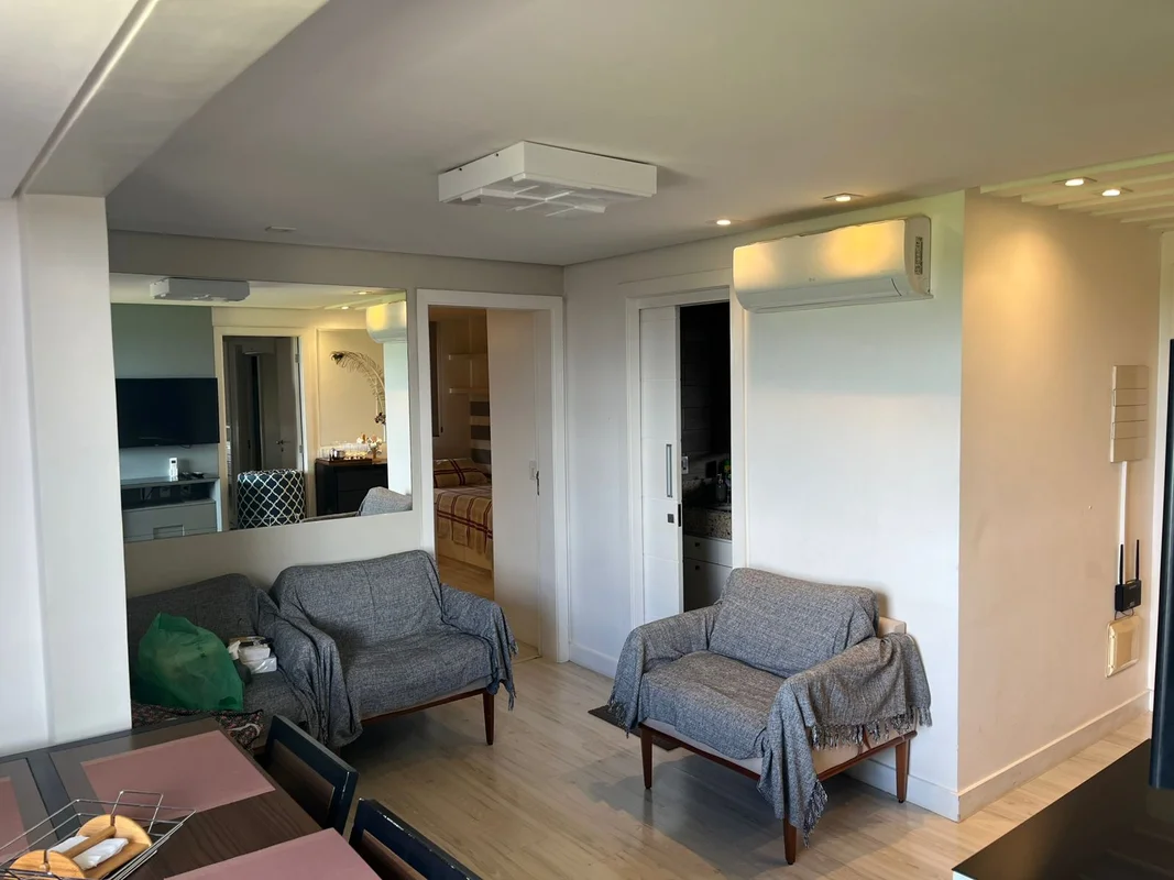 VENDO COBERTURA MOBILIADA NO LIFE RESORT – VISTA PARA O LAGO - SHTN Trecho 2 – A...