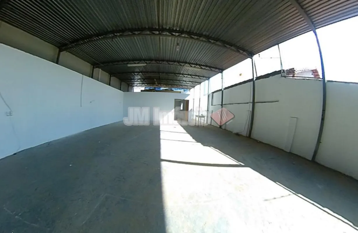 IMÓVEL COMERCIAL CONTENDO 05 SALAS, 03 BANHEIROS, 01 COZINHA, ÁREA DE SERVIÇO E ...