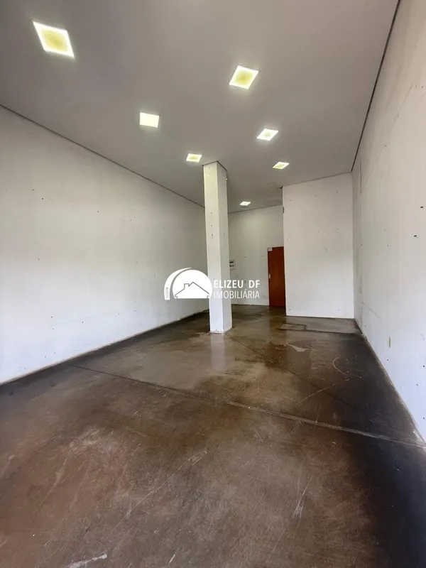 Elizeu DF Imobiliária aluga sala comercial (Térreo) em Taguatinga Norte, compost...