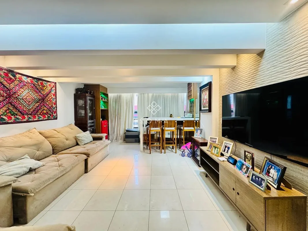 ESPECIFICAÇÕES DO APARTAMENTO:- Projeto de iluminação- Sala ampla para três ambi...