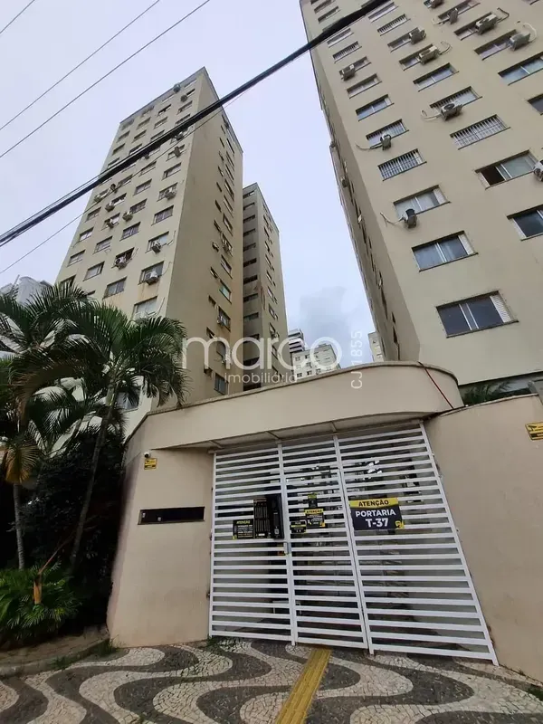 Apartamento no Setor Bueno, contendo:03 Quartos sendo um com armário, Sala, Cozi...