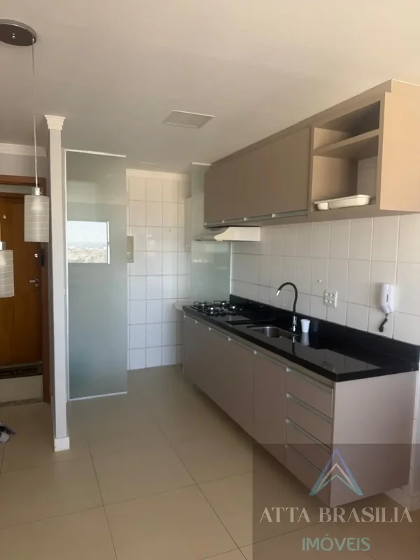 Conheça este apartamento reformado e confortável no edifício Stylo, na Rua Alecr...