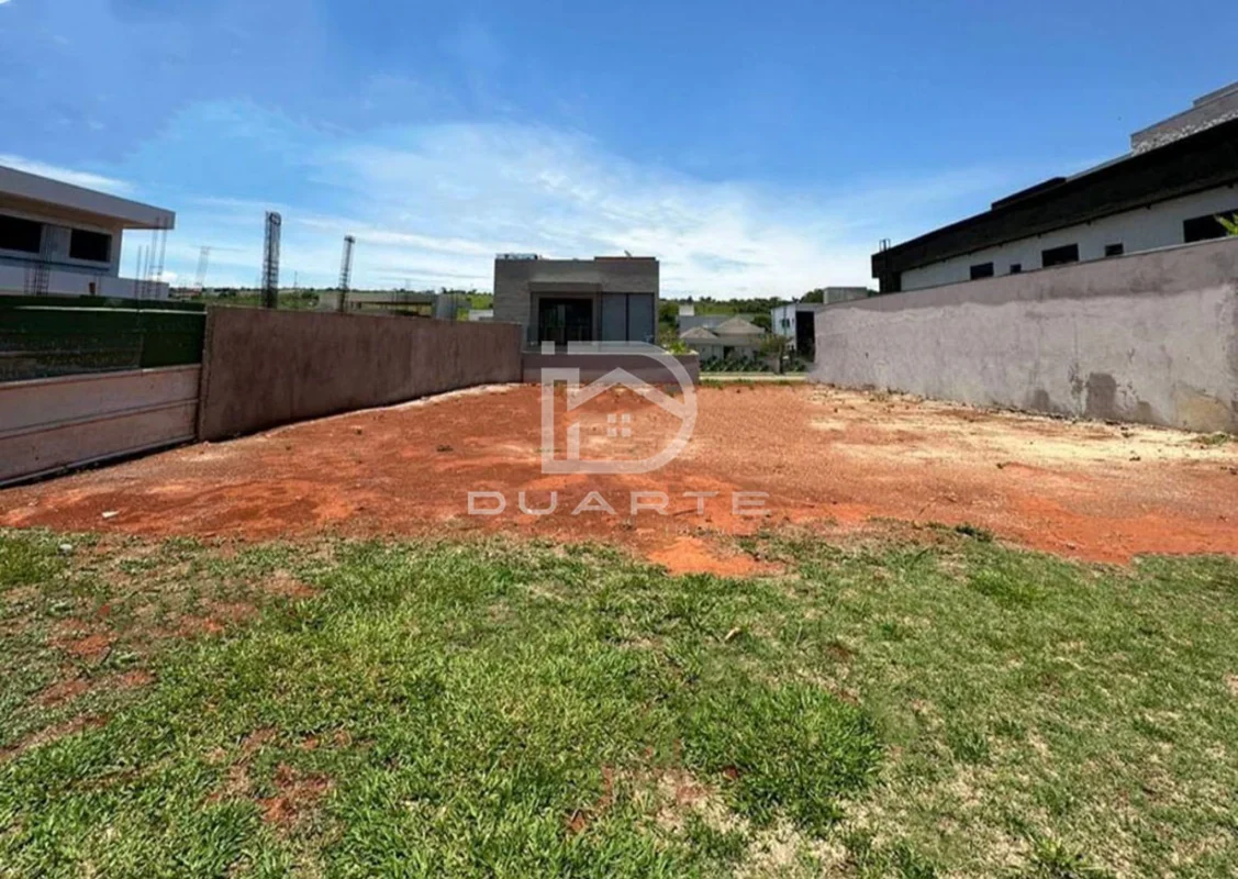 Lote a venda no Condomínio Alphaville:- QD R;- 445,84m².R$630.000,00LC 26/02/26