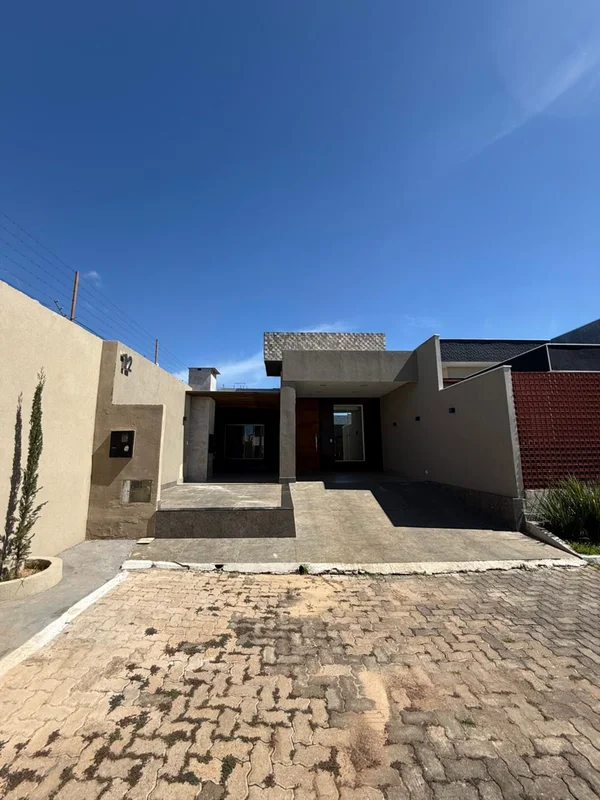 Casa Nova à Venda no Guará Park | 3 Quartos | Suíte com Closet | Lote 250m² | R$...