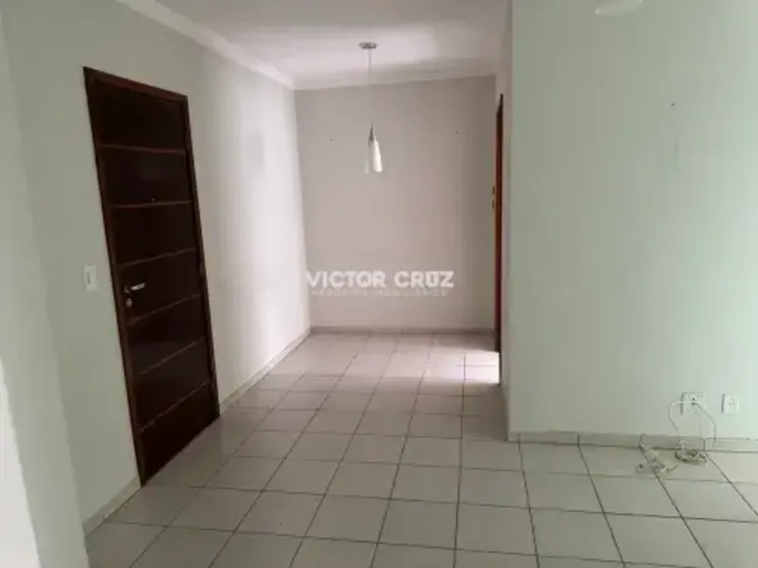 Victor Cruz Negócios Imobiliários LTDA aluga:Quadra 205, Residencial Ingrid, Águ...