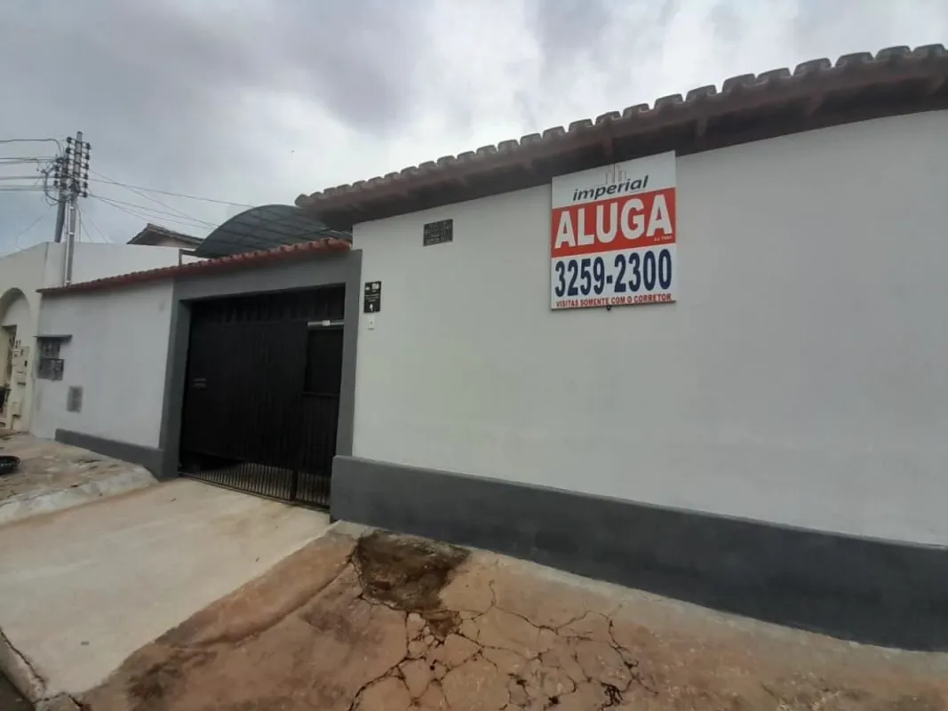 Quitinete residencial localizada na Rua 112, Setor Sul, composta por 1 quarto, s...