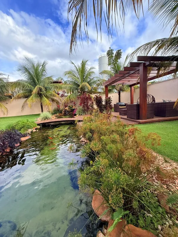 UMA CASA ESPETACULAR NO VILLAGGIO BAIOCCHI EM GOIANIRA CONTENDO: 4 QUARTOS SENDO...