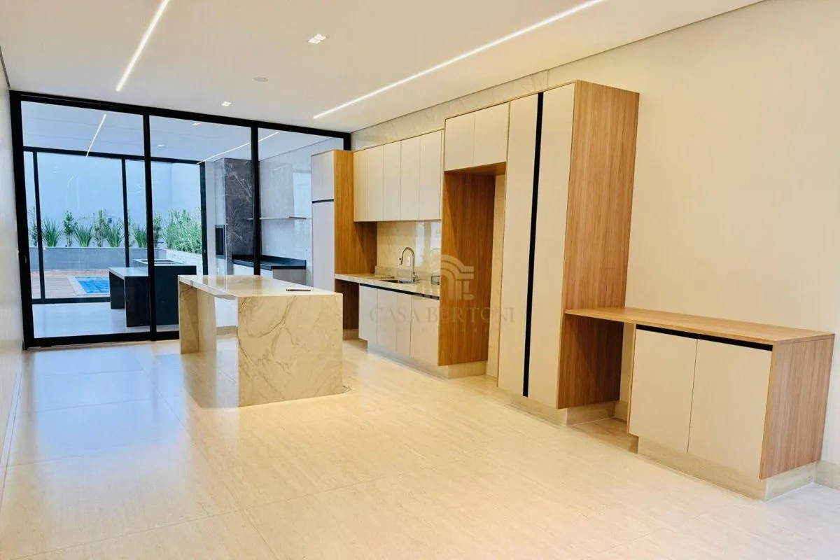 CASA RUA 12 VICENTE PIRES LOTE 450M² 3 SUÍTES PISCINA AQUECIDA ESCRITÓRIOCasa em...