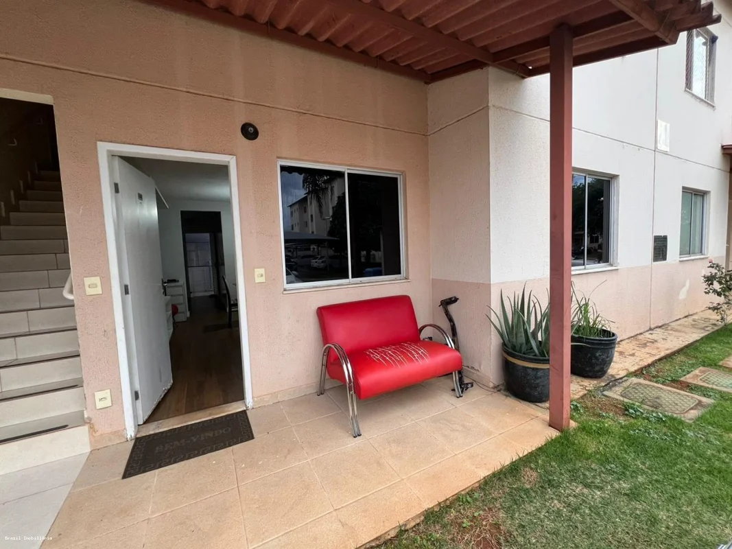 Imagine morar em uma casa moderna e confortável no coração do SETOR MEIRELES (TO...