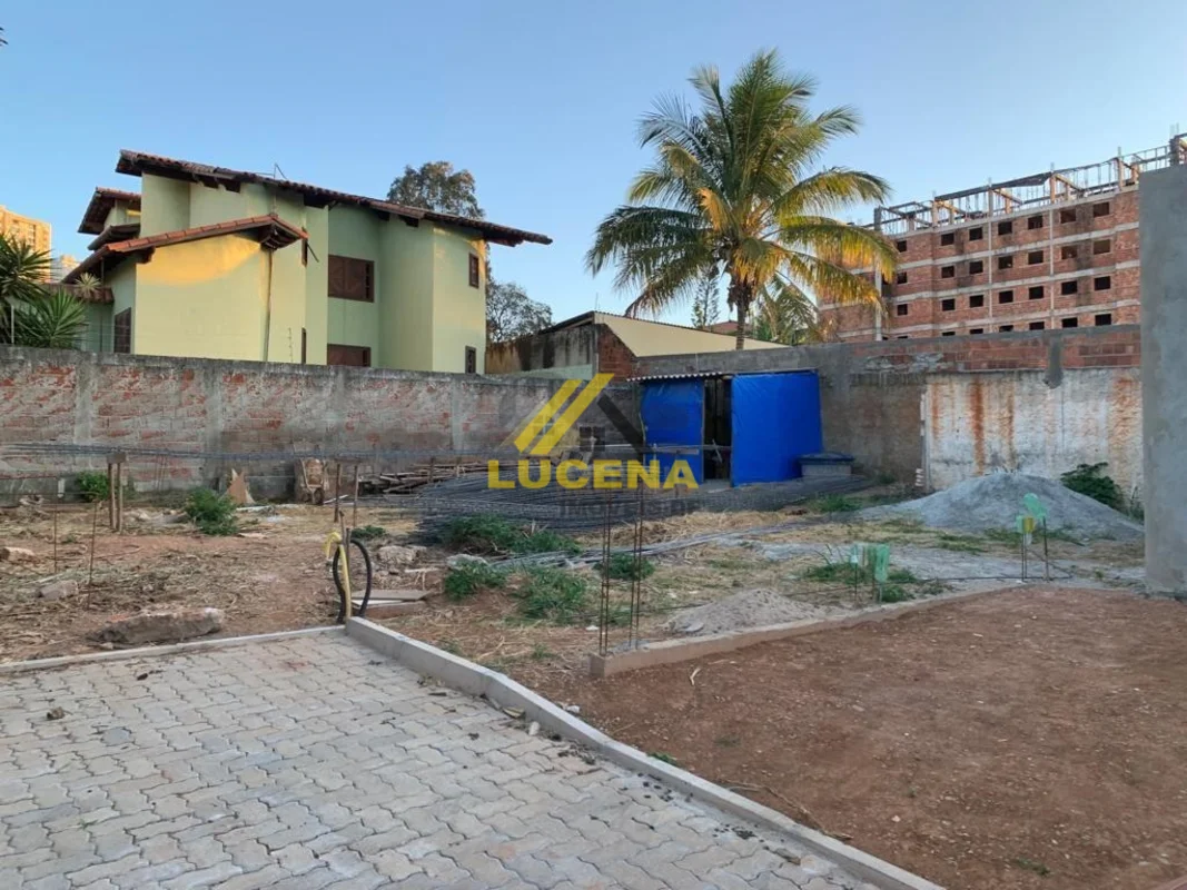 Lote em condomínio pequeno – Rua dos Coqueiros | Vicente Pires DF | 200m² | Terr...