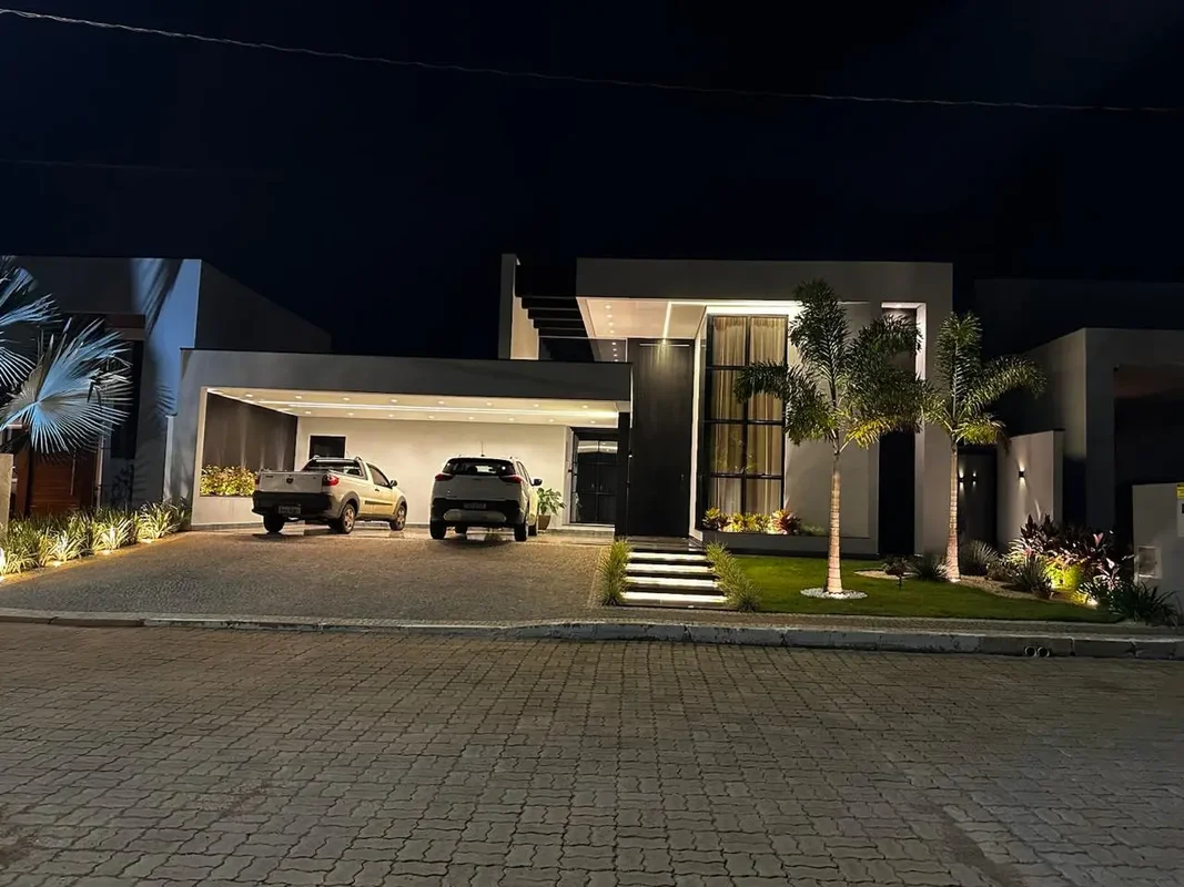 Residencial Paraíso Ponte AltaCasa Terrea com Fachada imponenteSala para 2 ambie...