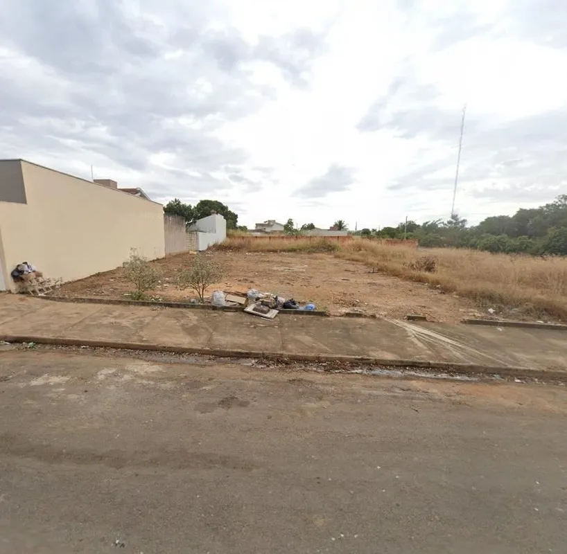??? Terreno à venda – Castelândia próximo ao centro ???Excelente oportunidade pa...