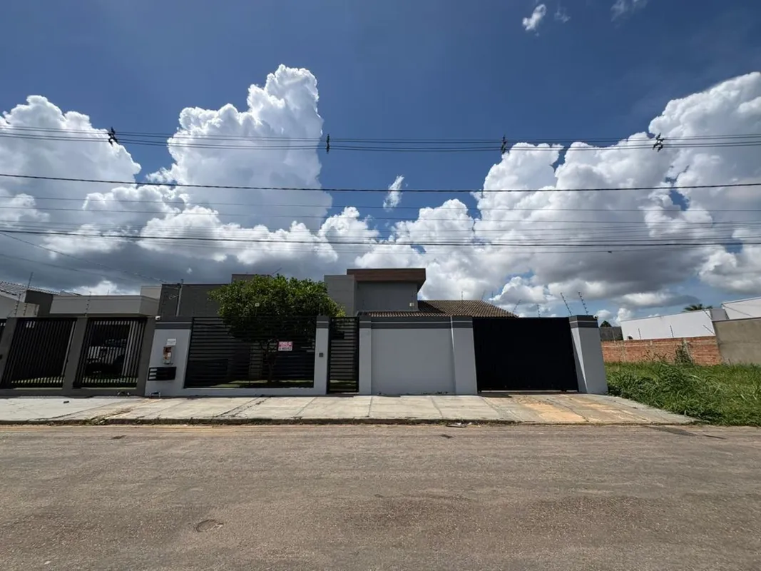 Imperdivel oportunidade, casa bem espaçosa no Jardim Luciana.Terreno de 450m² e ...