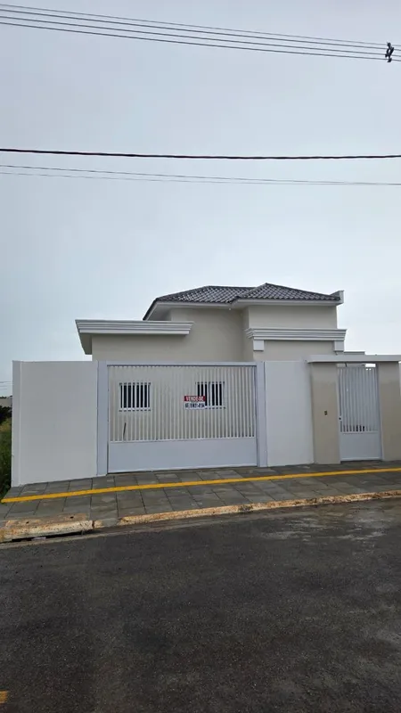 3 Quartos sendo 1 suíteSala e Cozinha IntegradaLavanderia GaragemBanheiro 01/03/...