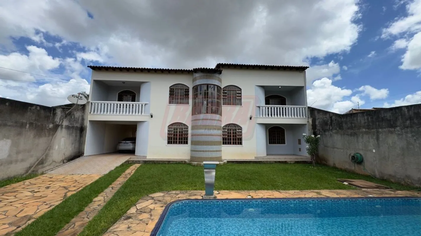Casa de esquina com 6 quartos à venda na QSC 19 Taguatinga Sul, Brasília/DF1. Re...