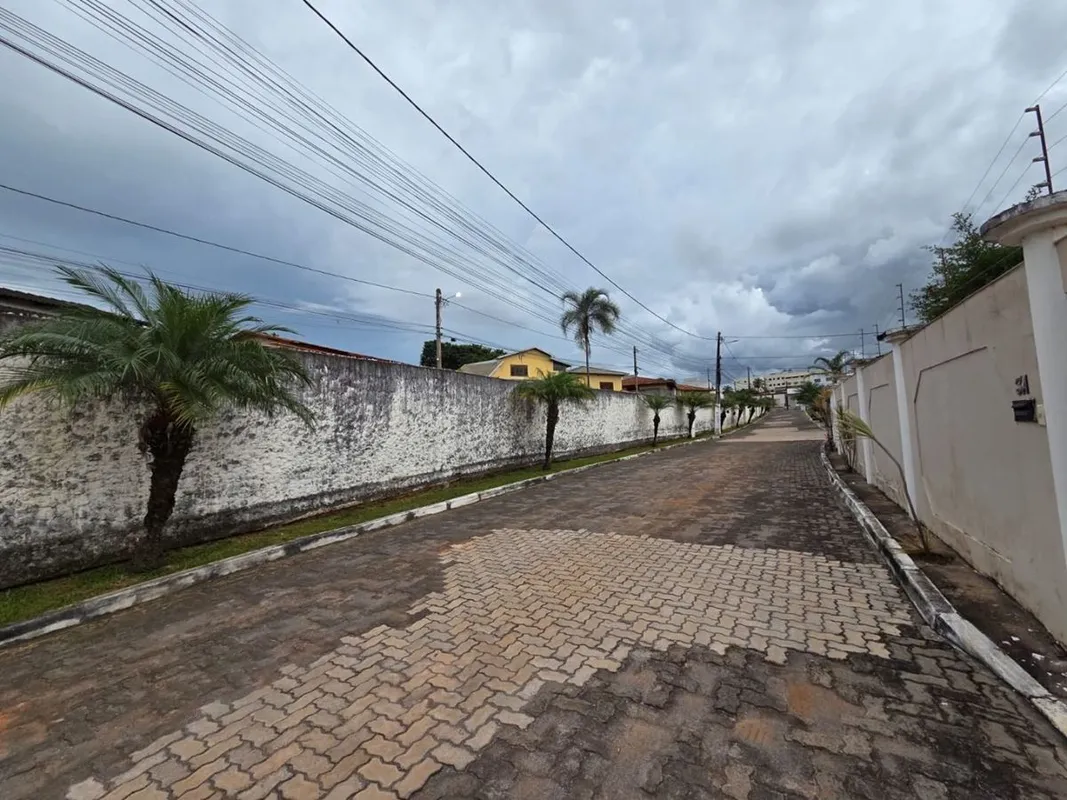 LEÕES DA CORRETAGEM VENDE O IMÓVEL QUE VOCÊ PROCURALote em Colonia Agricola Bern...