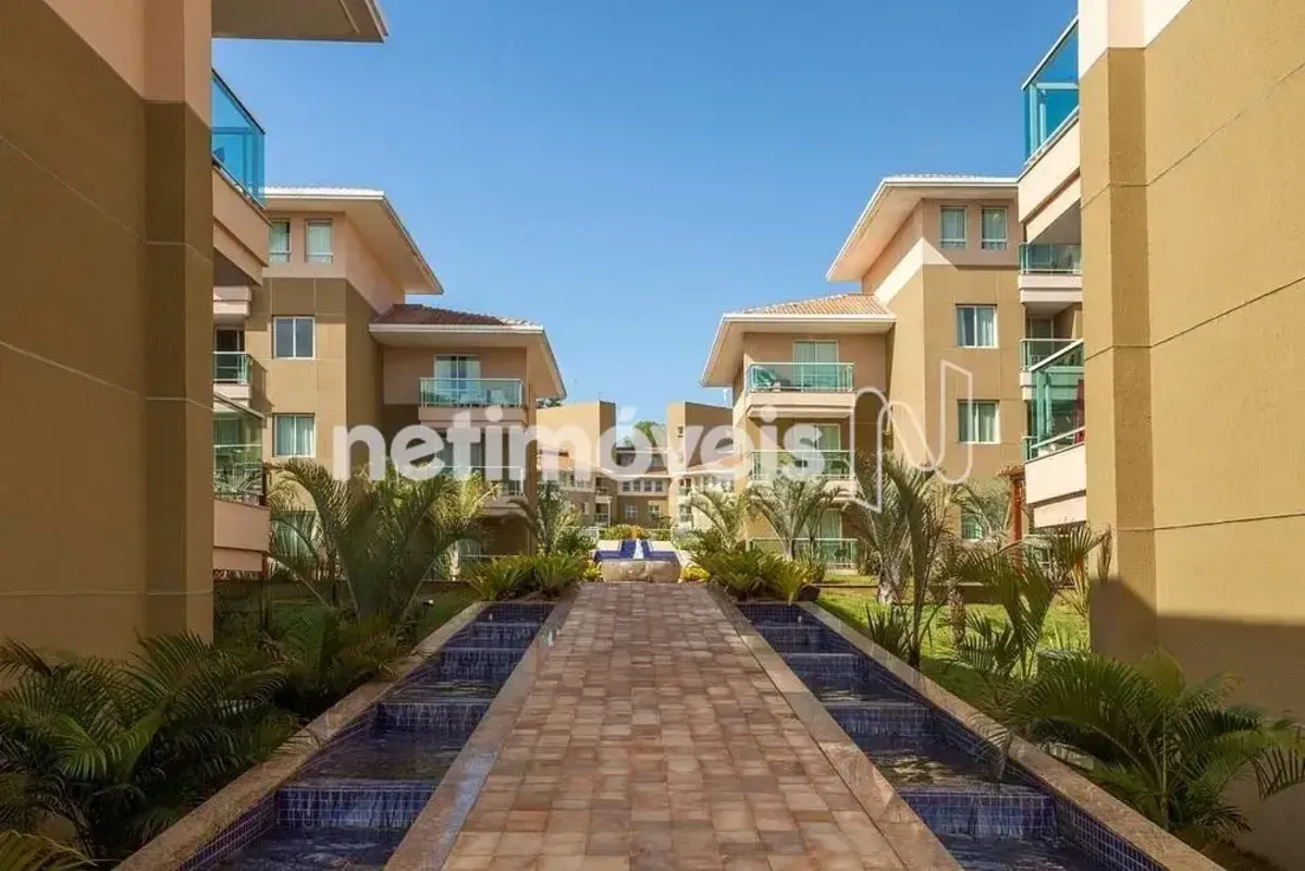 Apartamento térreo com localização privilegiada no condomínio The Sun, à beira d...