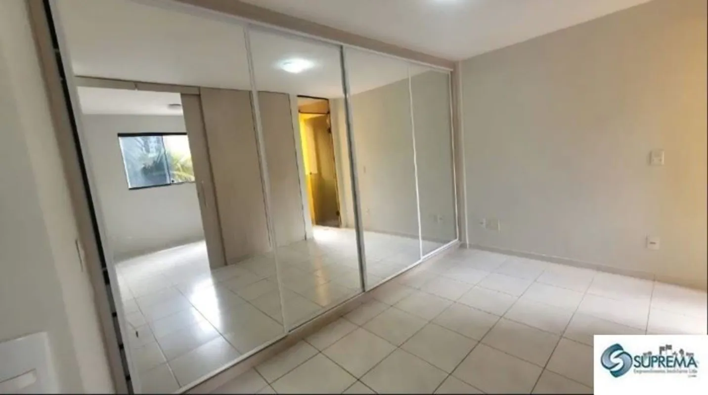 VENDO APARTEMENTO DESOCUPADO, COM 44M² DE ÁREA ÚTIL, 2 QUARTOS SENDO 1 COM ARMÁR...