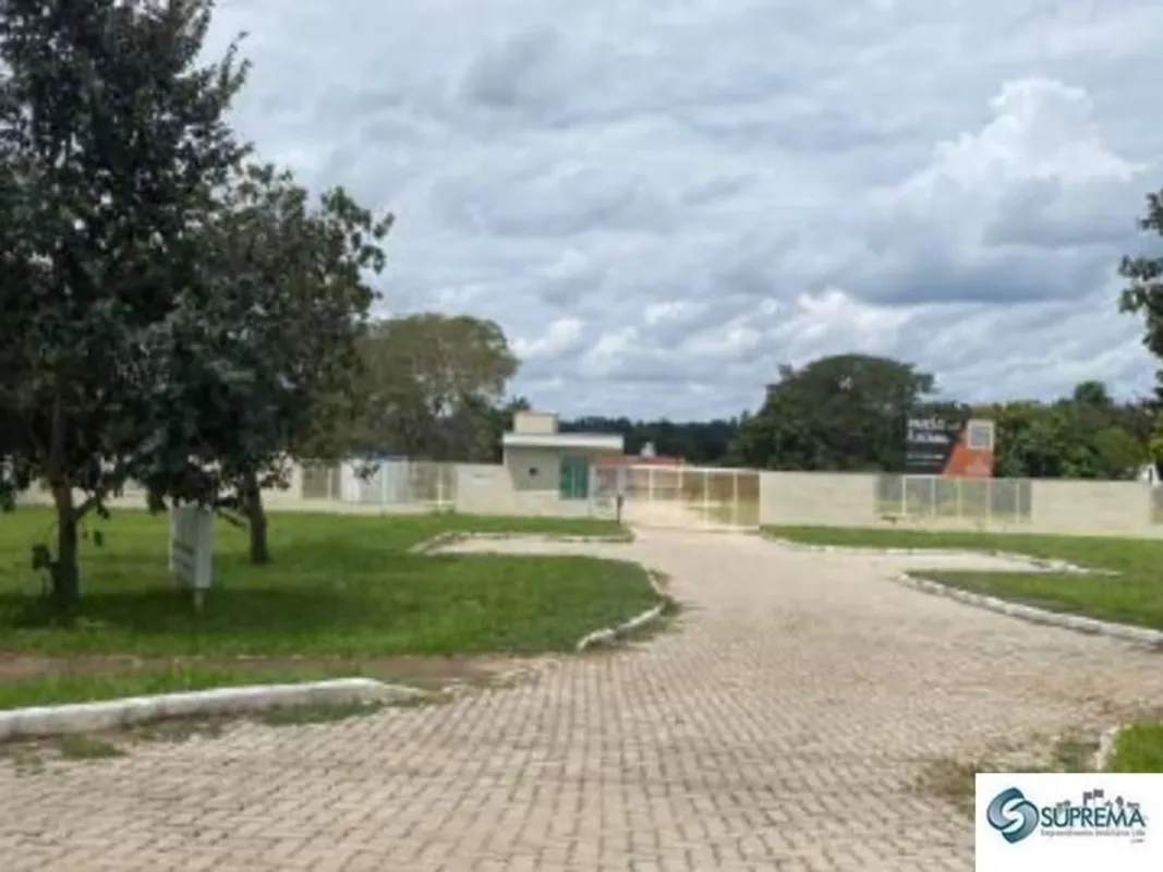 VENDO CASA NO PARK WAY QUADRA 15 OCUPADA.Tipo de Imóvel: CasaFinalidade: Residen...