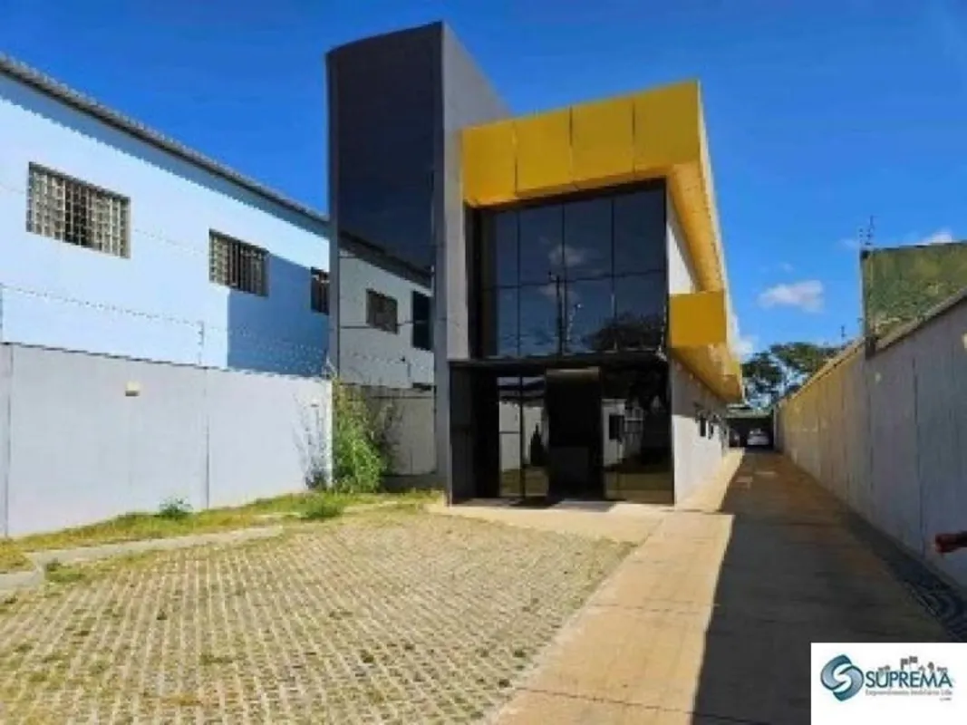  EXCELENTE OPORTUNIDADE VENDO PRÉDIO COMERCIAL COM 176,85M² DE ÁREA CONSTRUÍDA, ...
