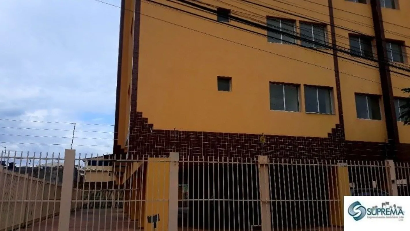 VENDO EXCELENTE APARTAMENTO NA QR 406 SAMAMBAIA NORTE, 3 QUARTOS, NASCENTE, BANH...