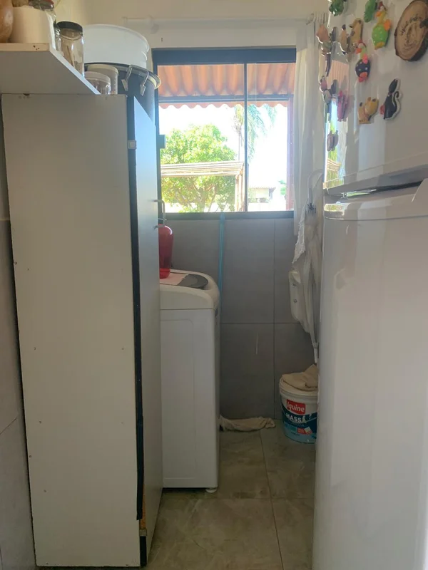 Casa vazada , bem ventilada uma ótima oportunidade de moradia com ar puro e árvo...