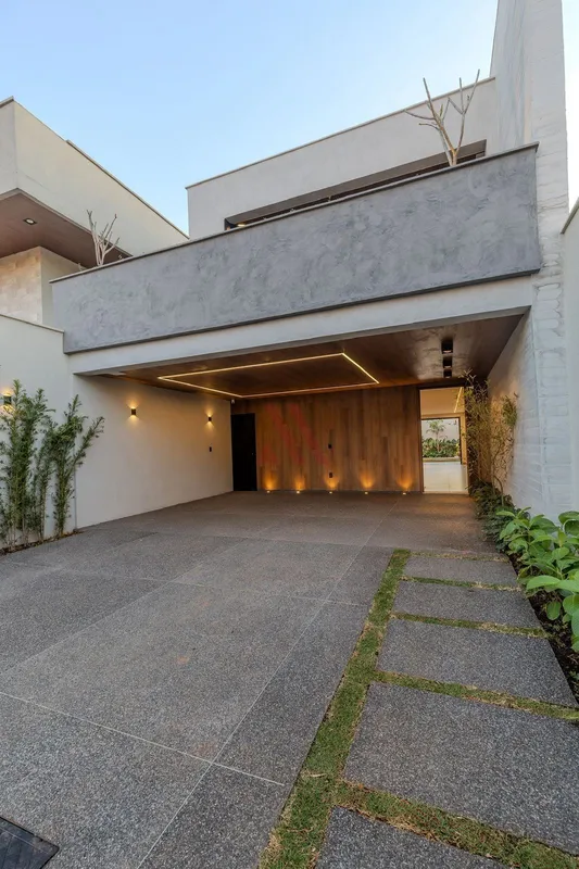 COD:1250SOBRADO - JARDIM AMÉRICA Sobrado ?? Terreno 252m²?? Area Construída de 2...