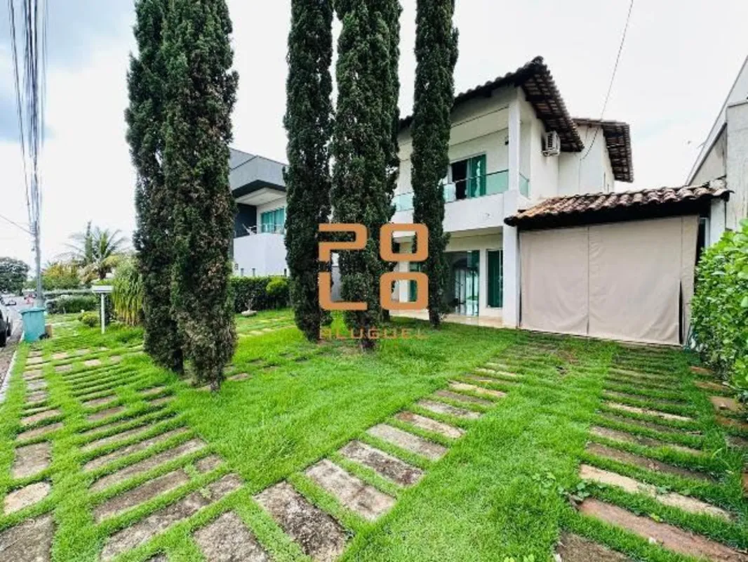 Sobrado para alugar no Condomínio Residencial Jardins Madri, com 229,15 m² de ár...