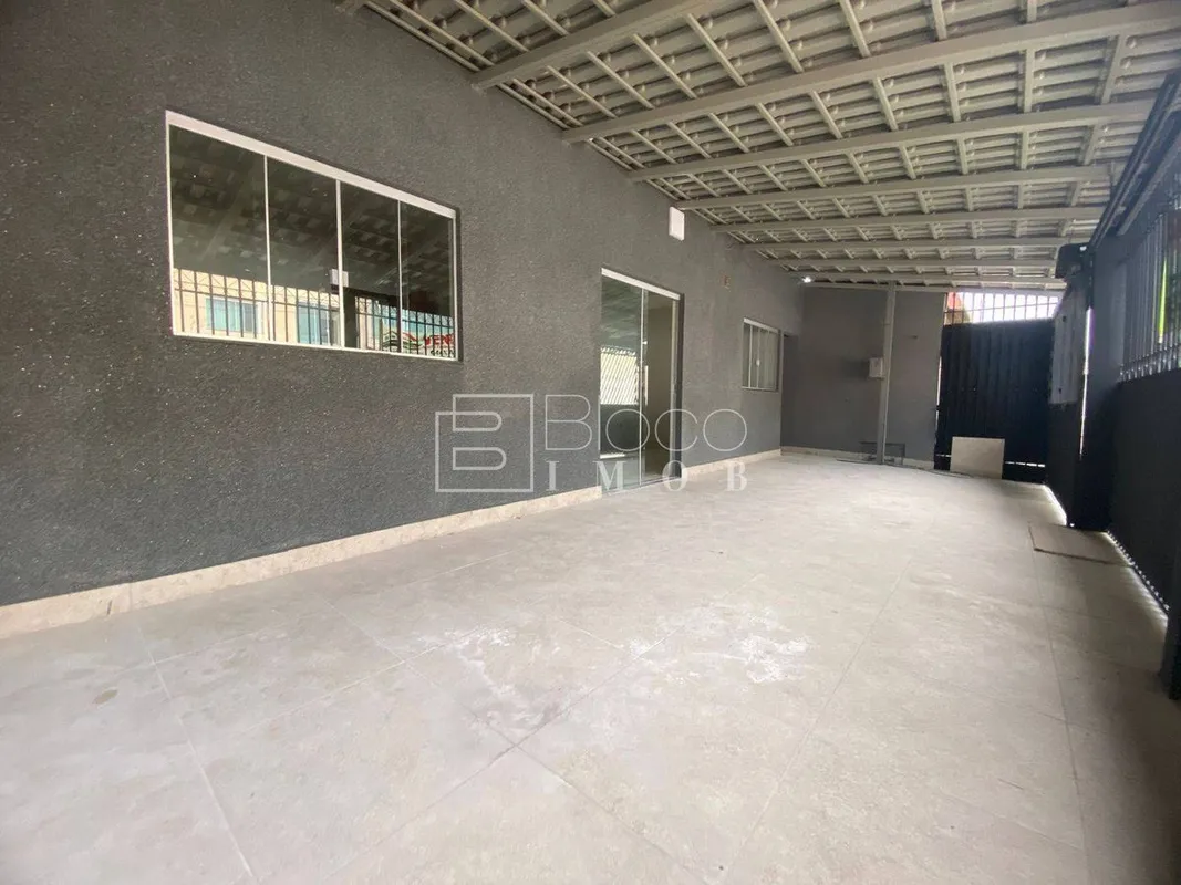 VENDO Casa totalmente reformada, com 3 quartos sendo 1 suíte, espaço gourmet, to...
