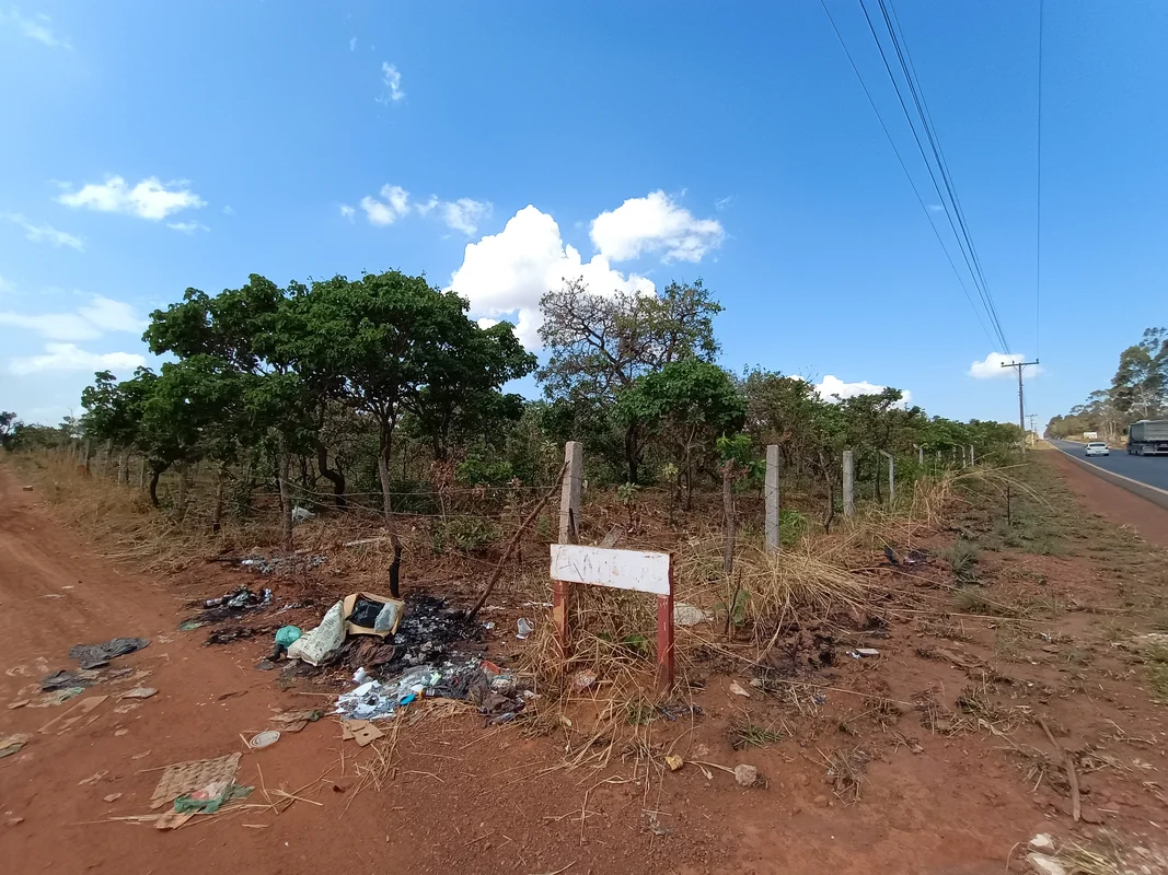 VENDO CHÁCARA - PLANALTINA DE GOIÁS (BRASÍLINHA 16) Excelente oportunidade para ...