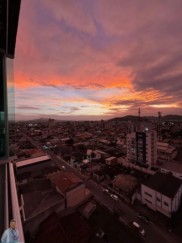 Excelente oportunidade de investimento no bairro Cordeiros em Itajaí-SC! Este ap...