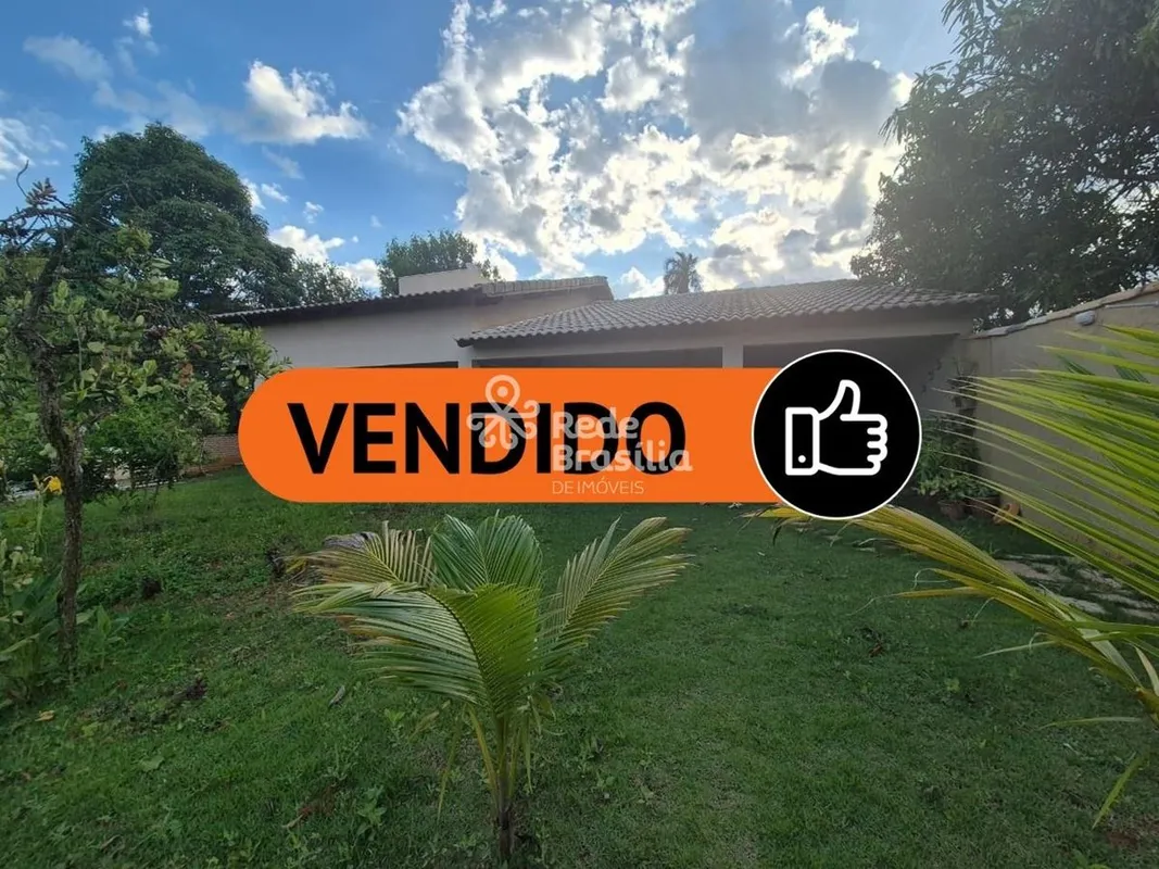 Casa térrea, funcional e bem distribuída, localizada no Belvedere Green, ideal p...