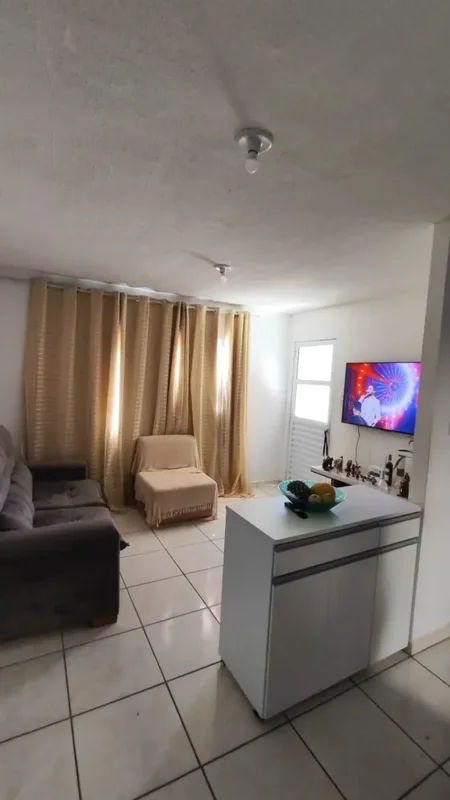 Descubra um apartamento acolhedor e bem localizado na Quadra 1, CHACARAS YPIRANG...