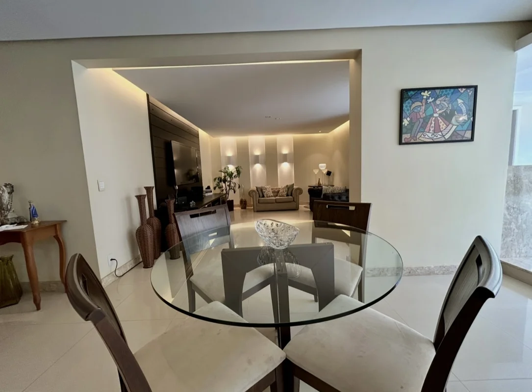 Apresentamos um exclusivo apartamento garden na Avenida Flamboyant, no bairro No...