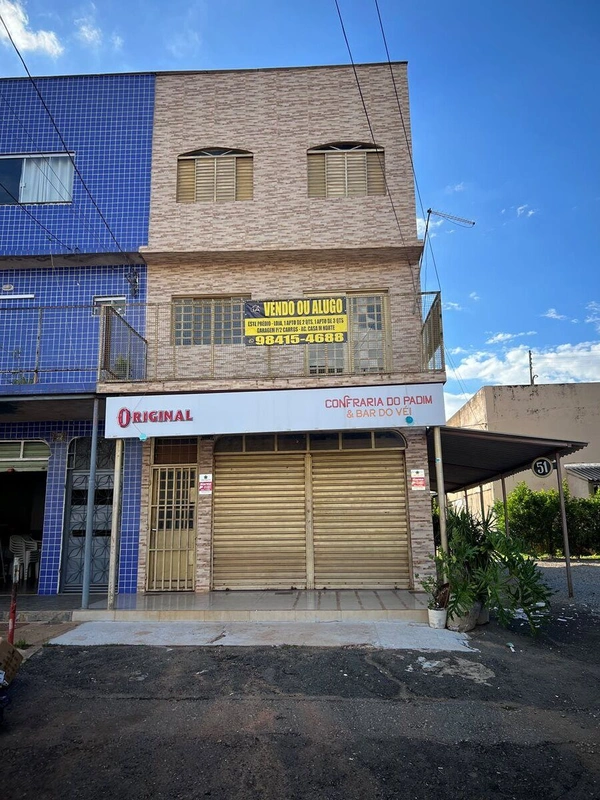 Oportunidade única em Taguatinga Norte: Alugo Prédio com loja com 2 banheiros , ...