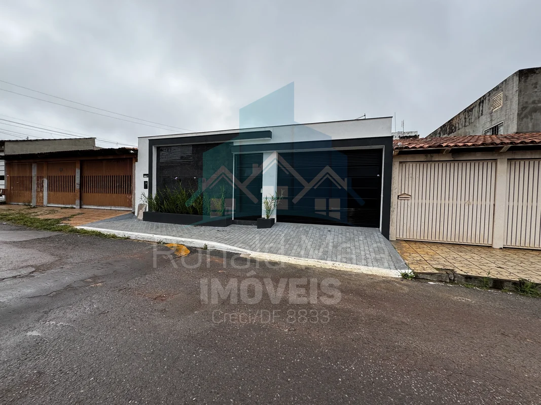 Aceita financiamento - (casa desocupada)..Linda casa de alto padrão (reforma nov...