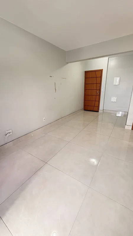 Madel Imobiliária vende apartamento na QNM 12 de Ceilândia.DESCRIÇÃO:2 quartos s...