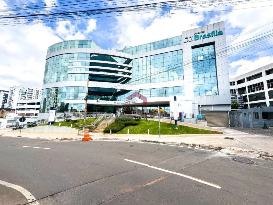 Fernandes & Coelho Imóveis aluga para você um conjunto comercial com 98m² no Cen...