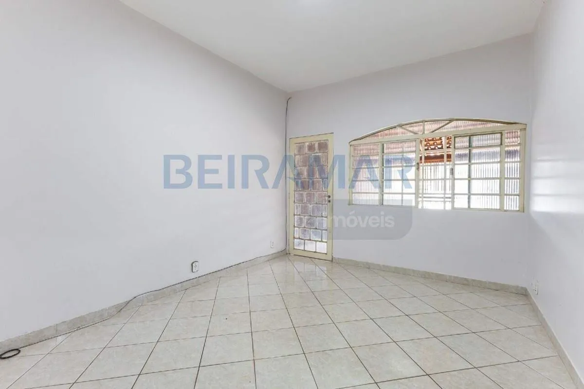 Casa comercial exclusiva à venda em Taguatinga Norte, Brasília, excelente oportu...