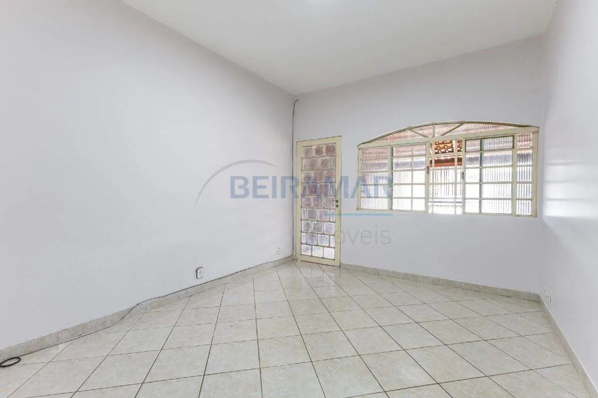 Casa comercial exclusiva à venda em Taguatinga Norte, Brasília, excelente oportu...
