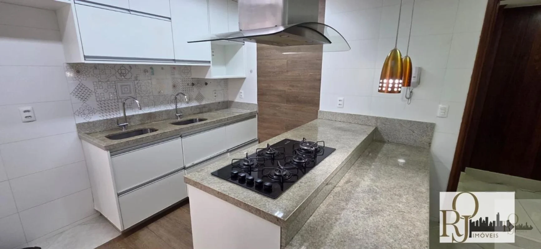 Apartamento 3 Quartos com 134 m² na SQN 315 – Asa NorteUma das regiões mais trad...