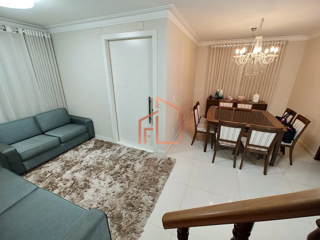 ALDF Imóveis vende com exclusividade sobrado perfeito para quem busca espaço e c...