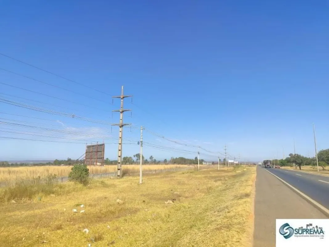  Suprema Construções e Emp. Imobiliários Ltda, Creci/DF 9060, apresenta:Belíssim...