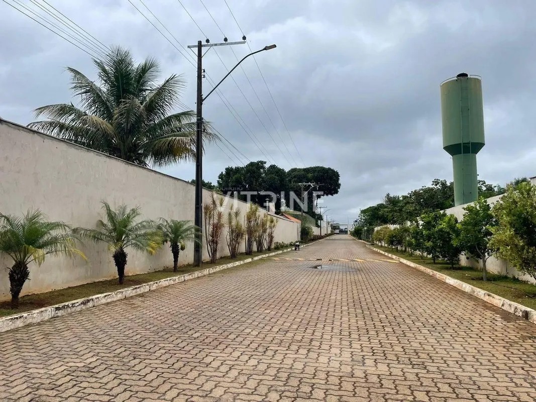 Vendo Lote 800m condomínio POMARES- condomínio 100% consolidado - nas margens da...