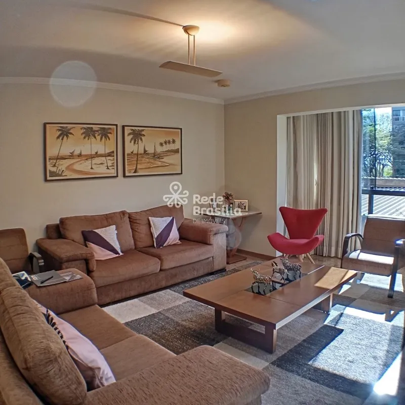 Apto à Venda na Asa Norte - 4 quartos (1 suíte) | 167 m² | Vazado | DCE Completa...