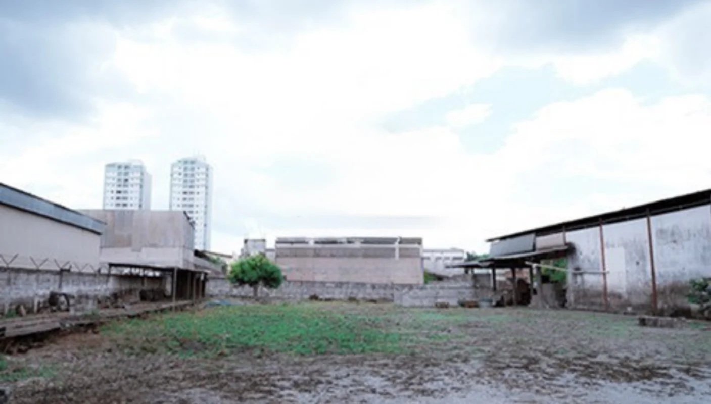 Venda ou Aluguel de dois lotes juntos, com medição total de 4.500m2. Um dos lote...