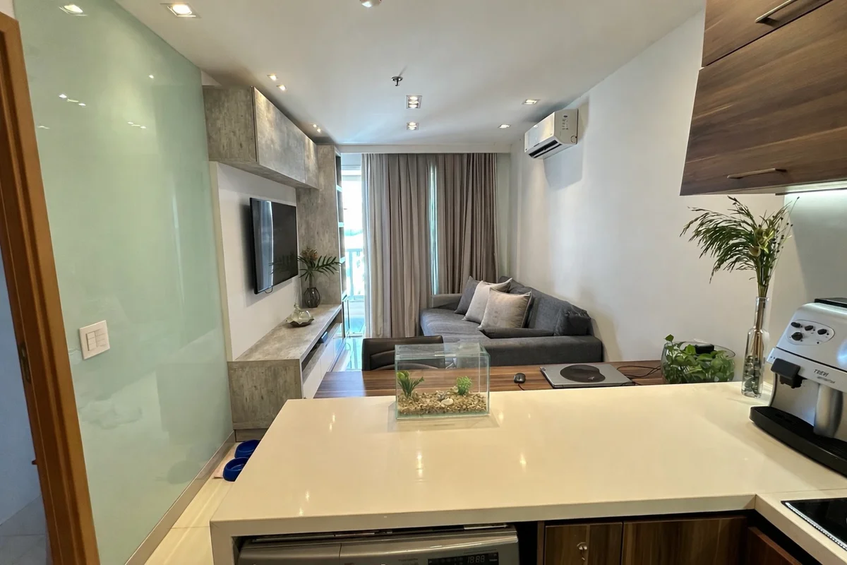 Sofisticação, exclusividade e qualidade de vida à beira do lago.Este elegante ap...
