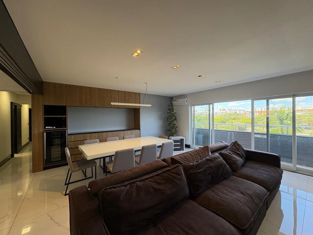 SQS 103 Asa SulHOME VENDE COM EXCLUSIVIDADE Apartamento reformado, com projeto c...