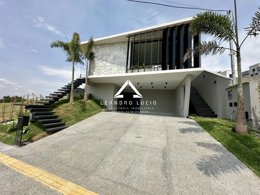 Casa de Luxo à Venda no Jardins Nápoles - Senador Canedo, GO 4 Suítes Vista Pano...