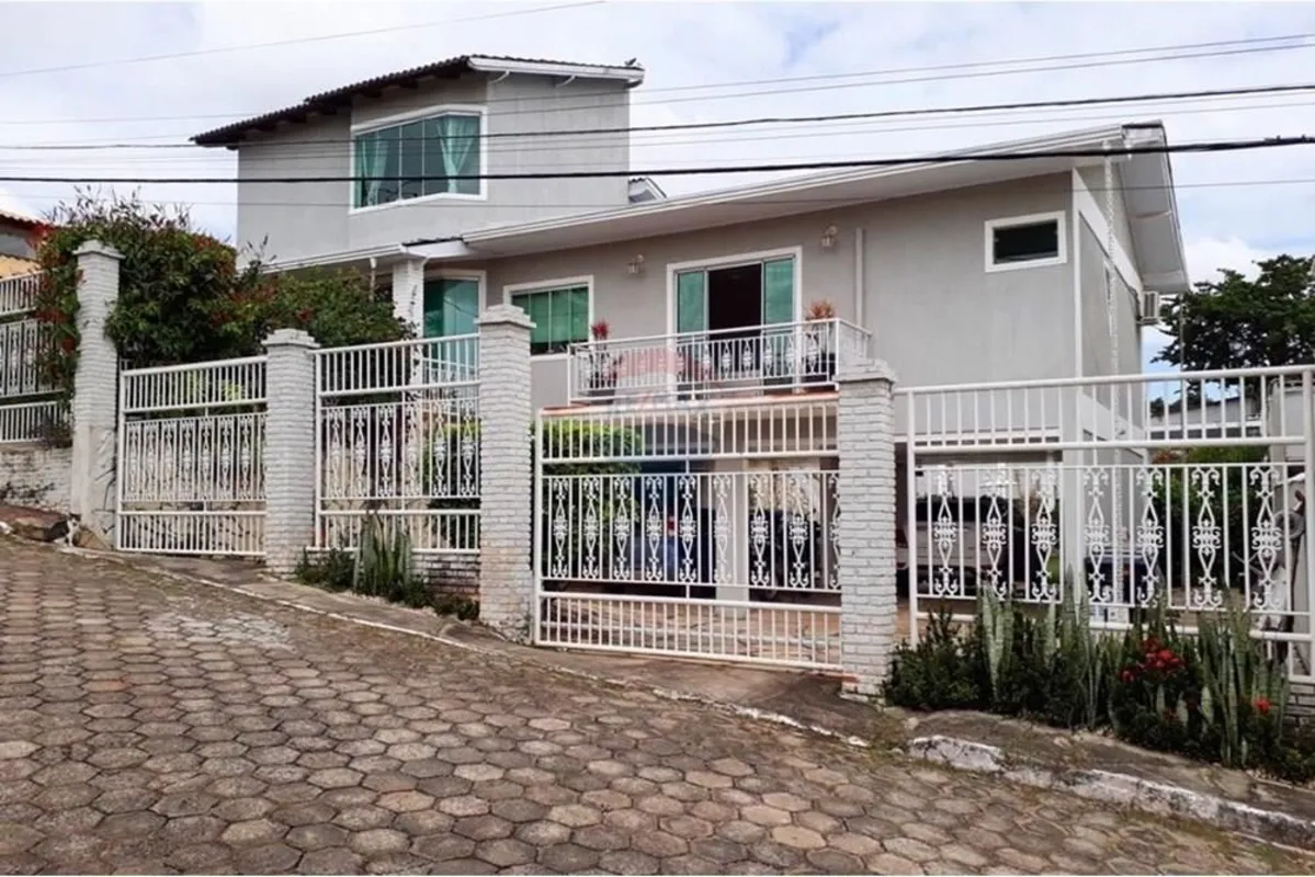 Casa em Condomínio Fechado Residencial Caliandra, ArniqueirasEncante-se com esta...